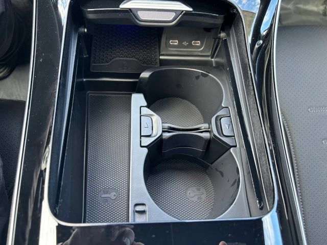 New 2026 Mercedes-Benz C 300 4MATIC Sedan image 38