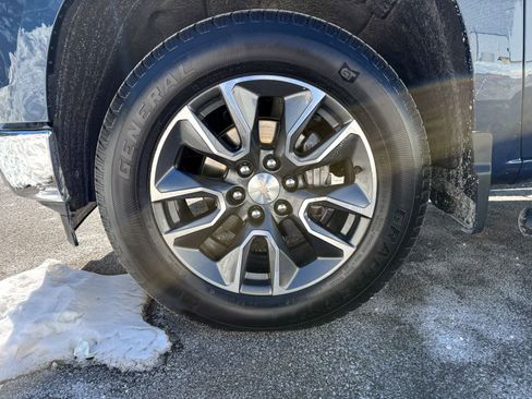 Certified 2023 Chevrolet Silverado 1500 LT image 5