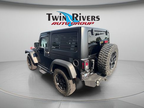 Used 2017 Jeep Wrangler Sport AWD/4WD image 2