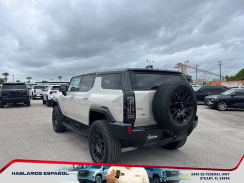 New 2026 GMC Hummer EV SUV image 5