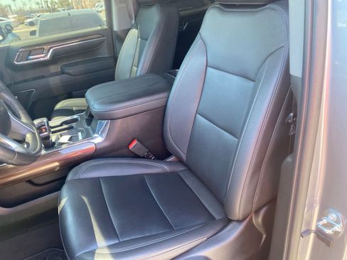 Used 2023 Chevrolet Silverado 1500 RST w/ Convenience Package II AWD/4WD image 13