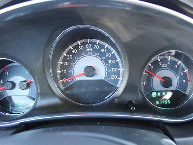 Used 2012 Chrysler 200 Touring w/ Cold Weather Group FWD image 9