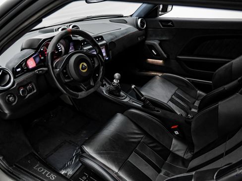 Used 2021 Lotus Evora image 42