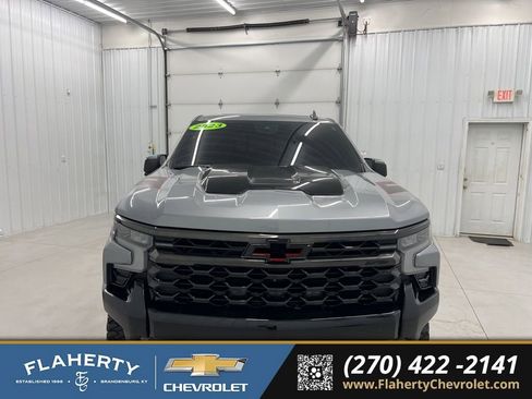 Used 2023 Chevrolet Silverado 1500 ZR2 w/ Technology Package AWD/4WD image 7