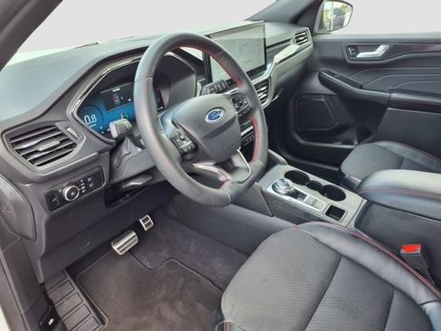 Used 2023 Ford Escape ST-Line Select image 16