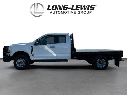 Used 2023 Ford F350 XL image 2