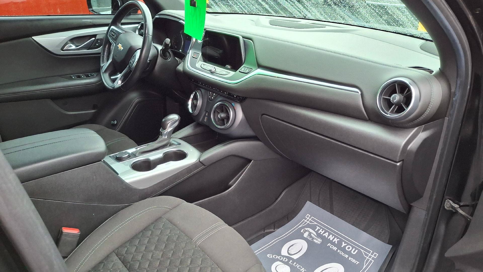 Used 2019 Chevrolet Blazer LT AWD/4WD image 11