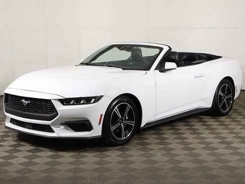 Used 2024 Ford Mustang Premium image 9