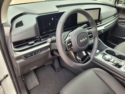 New 2026 Kia Carnival SX FWD image 9