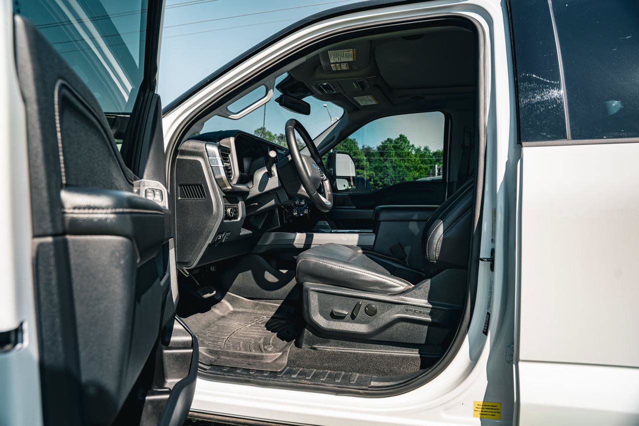 Used 2025 Ford F250 Lariat w/ Lariat Ultimate Package AWD/4WD image 18