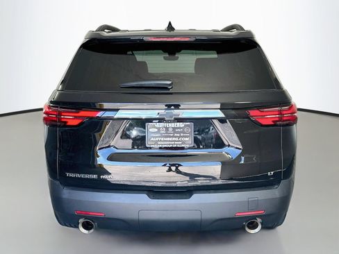 Used 2023 Chevrolet Traverse LT w/ LT Premium Package AWD/4WD image 6