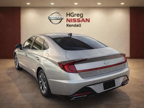 Used 2020 Hyundai Sonata SEL FWD image 2