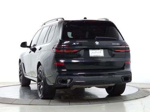Used 2023 BMW X7 xDrive40i w/ Executive Package image 5