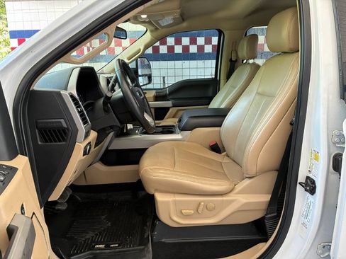 Used 2020 Ford F250 Lariat w/ Lariat Value Package AWD/4WD image 9