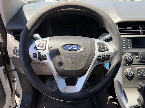 Used 2013 Ford Edge SE FWD image 37