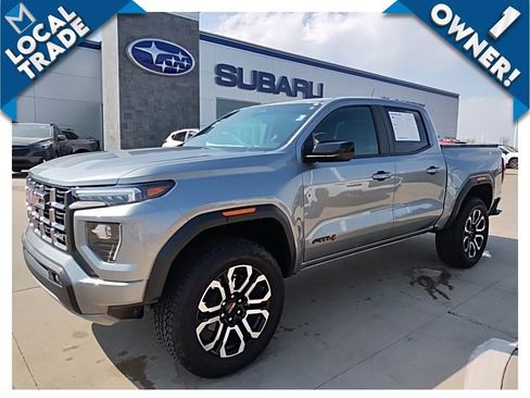 Used 2025 GMC Canyon AT4 w/ Nightfall Edition image 2