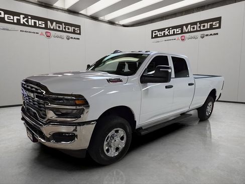 New 2026 RAM 2500 Tradesman AWD/4WD image 1