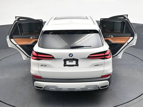 Used 2026 BMW X5 xDrive40i w/ Premium Package AWD/4WD image 39
