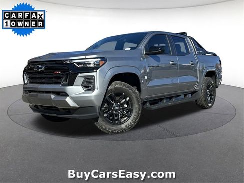 Used 2025 Chevrolet Colorado Z71 w/ Midnight Edition image 1