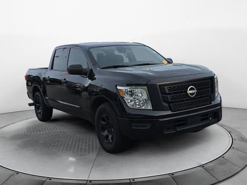 Used 2023 Nissan Titan S RWD image 7