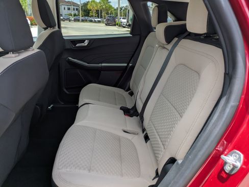Used 2021 Ford Escape SE w/ SE Sport Appearance Package FWD image 13