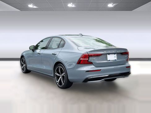 Used 2024 Volvo S60 B5 Core AWD/4WD image 3
