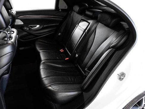 Used 2018 Mercedes-Benz S 450 4MATIC Sedan w/ AMG Line Exterior image 46