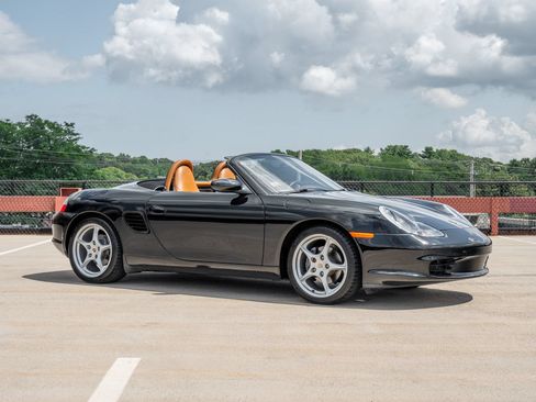 Used 2003 Porsche Boxster RWD image 4