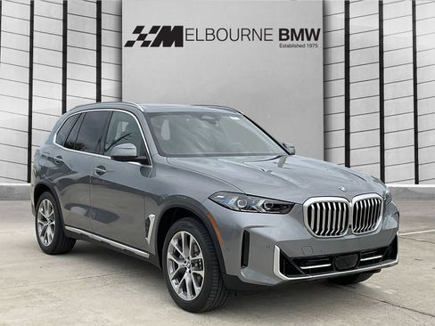 New 2026 BMW X5 sDrive40i w/ Premium Package image 3