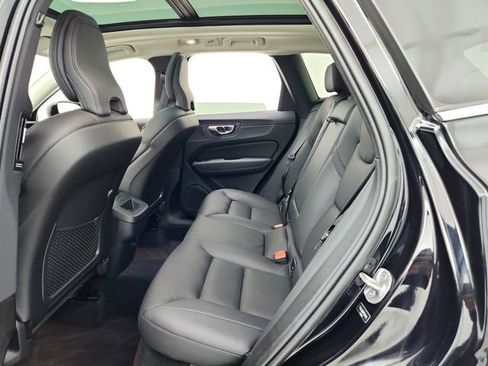 Certified 2023 Volvo XC60 B5 Plus w/ Climate Package image 26