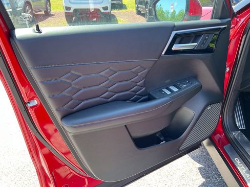 New 2026 Mitsubishi Outlander SEL AWD/4WD image 16