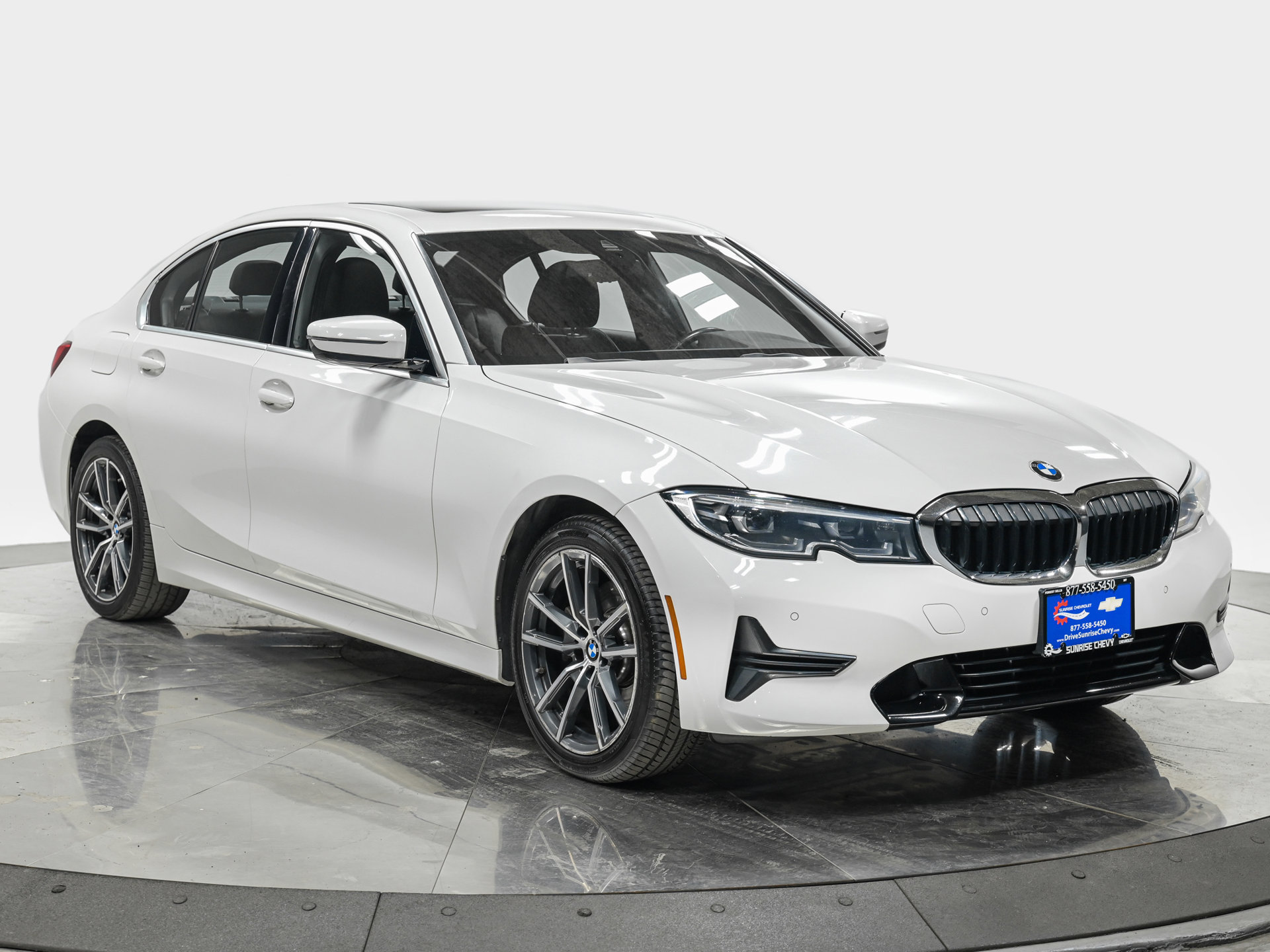 Used 2020 BMW 330i xDrive Sedan w/ Convenience Package AWD/4WD image 11