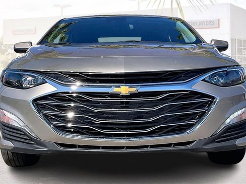 Used 2024 Chevrolet Malibu LT image 25