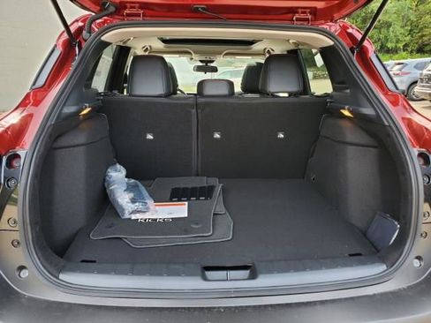 New 2026 Nissan Kicks SR w/ SR Premium Package image 18