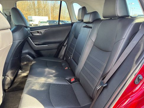 Used 2024 Toyota RAV4 Limited image 17