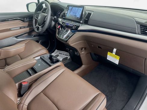 Used 2026 Honda Odyssey Touring image 42
