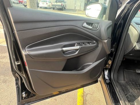 Used 2018 Ford Escape SE w/ SE Sync 3 Package image 23
