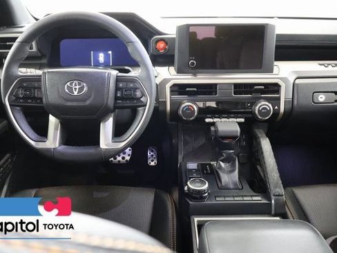 Certified 2025 Toyota Tacoma TRD Sport AWD/4WD image 14