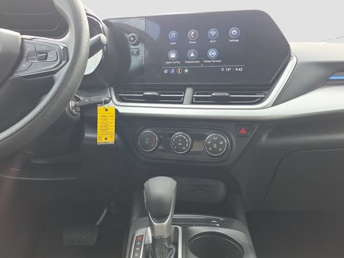 Used 2026 Chevrolet Trax LS FWD image 14