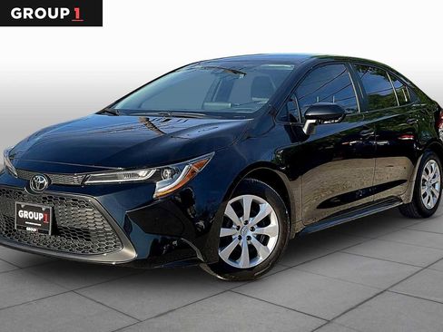 Used 2022 Toyota Corolla LE FWD image 1
