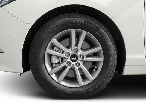 Used 2016 Hyundai Sonata SE FWD image 13