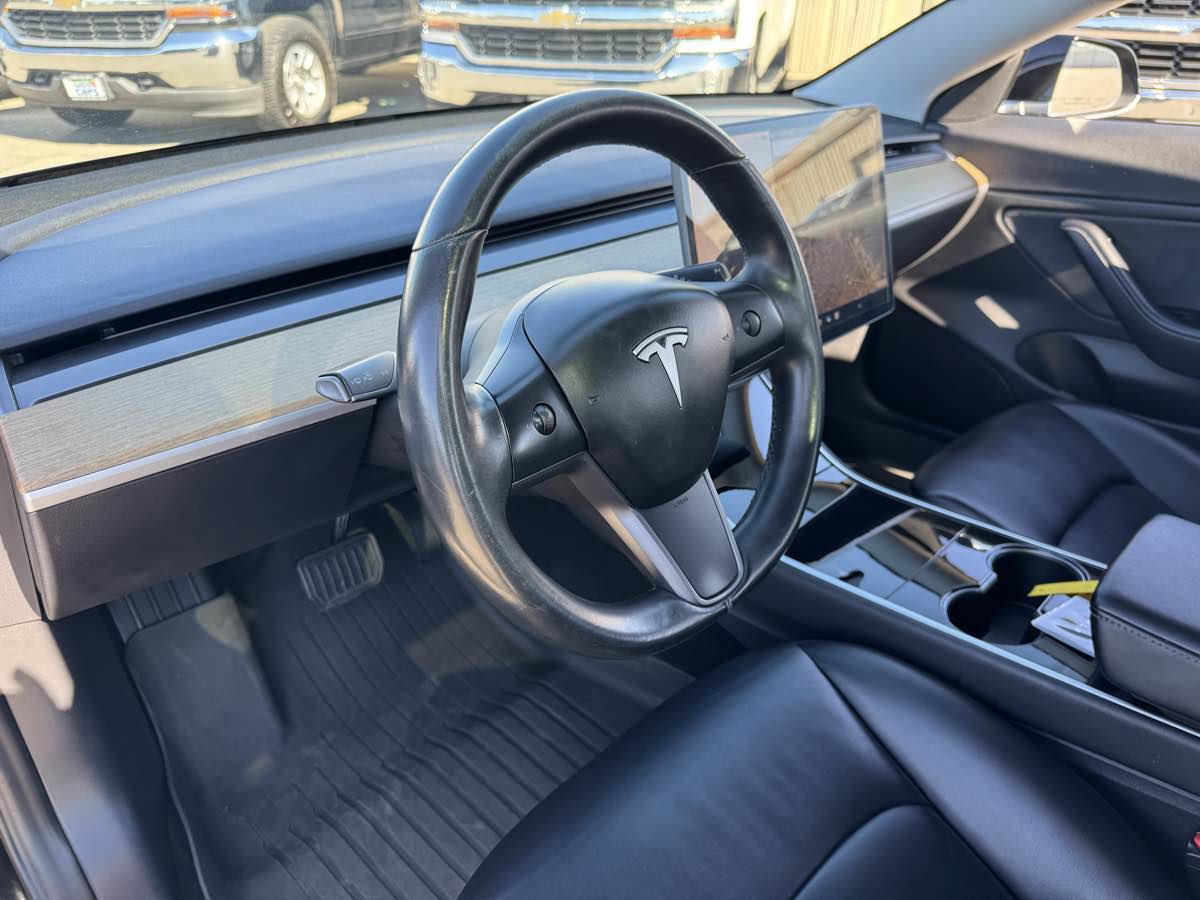 Used 2018 Tesla Model 3 Long Range RWD image 24