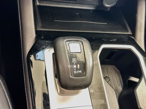 Used 2025 Mitsubishi Outlander SE AWD/4WD image 25