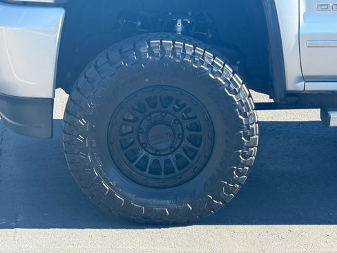 Used 2019 GMC Sierra 2500 Denali w/ Duramax Plus Package image 10