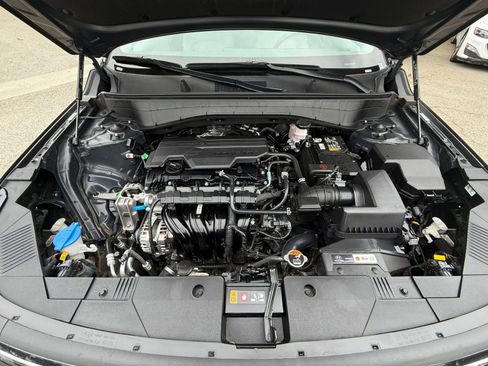 Used 2025 Hyundai Kona SEL image 31