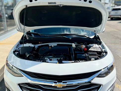 Used 2024 Chevrolet Malibu LT FWD image 11