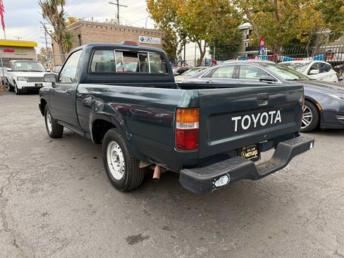 Used 1994 Toyota Pickup 2WD Regular Cab image 7
