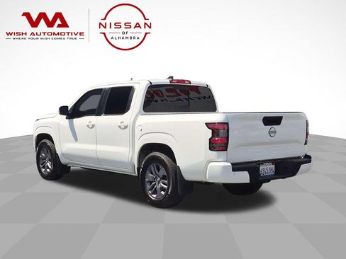 Certified 2025 Nissan Frontier SV RWD image 7