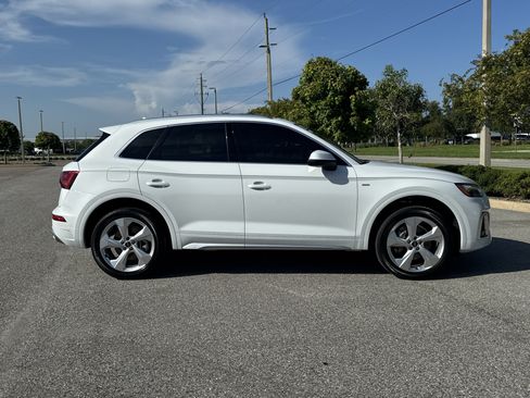 Certified 2023 Audi Q5 2.0T Premium Plus AWD/4WD image 3