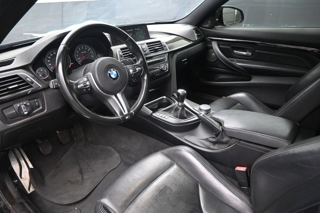 Used 2018 BMW M4 Coupe RWD image 21